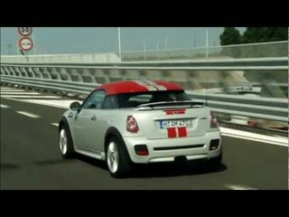The new MINI Coupe   Driving shots, car to car and onboard