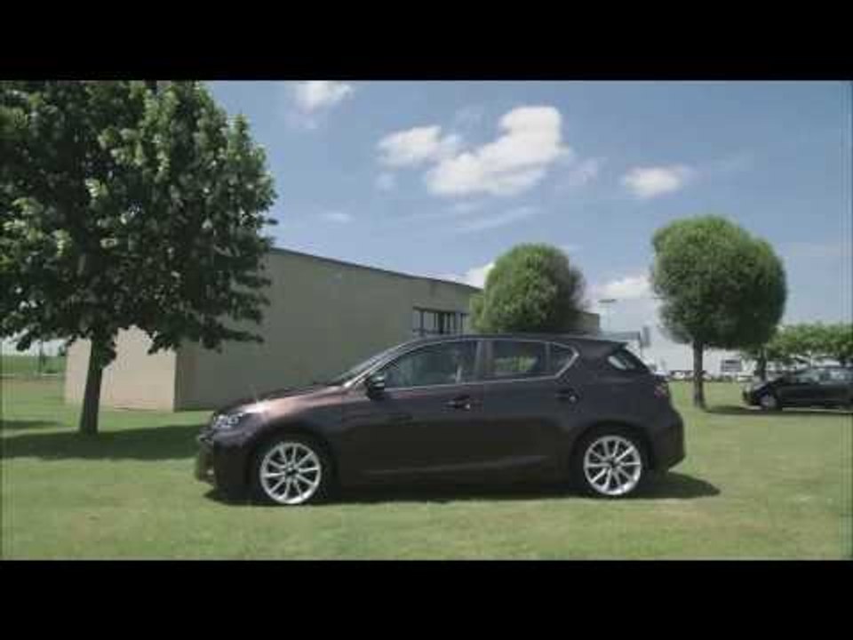 LEXUS CT 200h MATCH YOUR HYBRID MODE TO YOUR MOOD