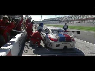 24h Daytona 2013   Porsche   Pushing till the very end