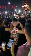 Le rappeur Tory Lanez frappe un fan en plein concert (Toronto)