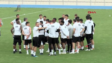 Spor Beşiktaş'ın İdmanına Yine Yağmur Engeli -1