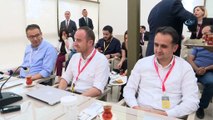 Başbakan Binali Yıldırım, Türkiye Cumhuriyeti'nin son başbakanı olarak gazetecilerle bir araya geldi