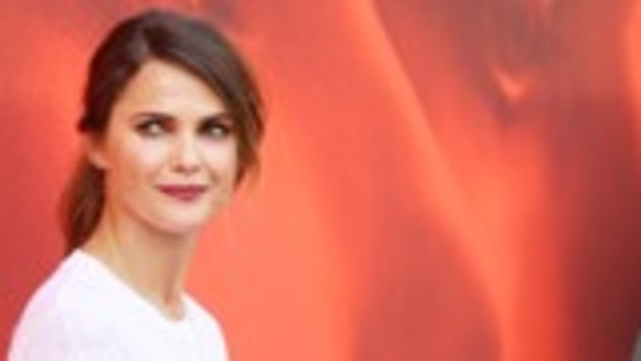 'Star Wars: Episode IX' Eying Keri Russell | THR News