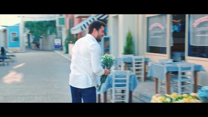 Tolga Sarıtaş - Sen Gülünce Çok Güzelsin