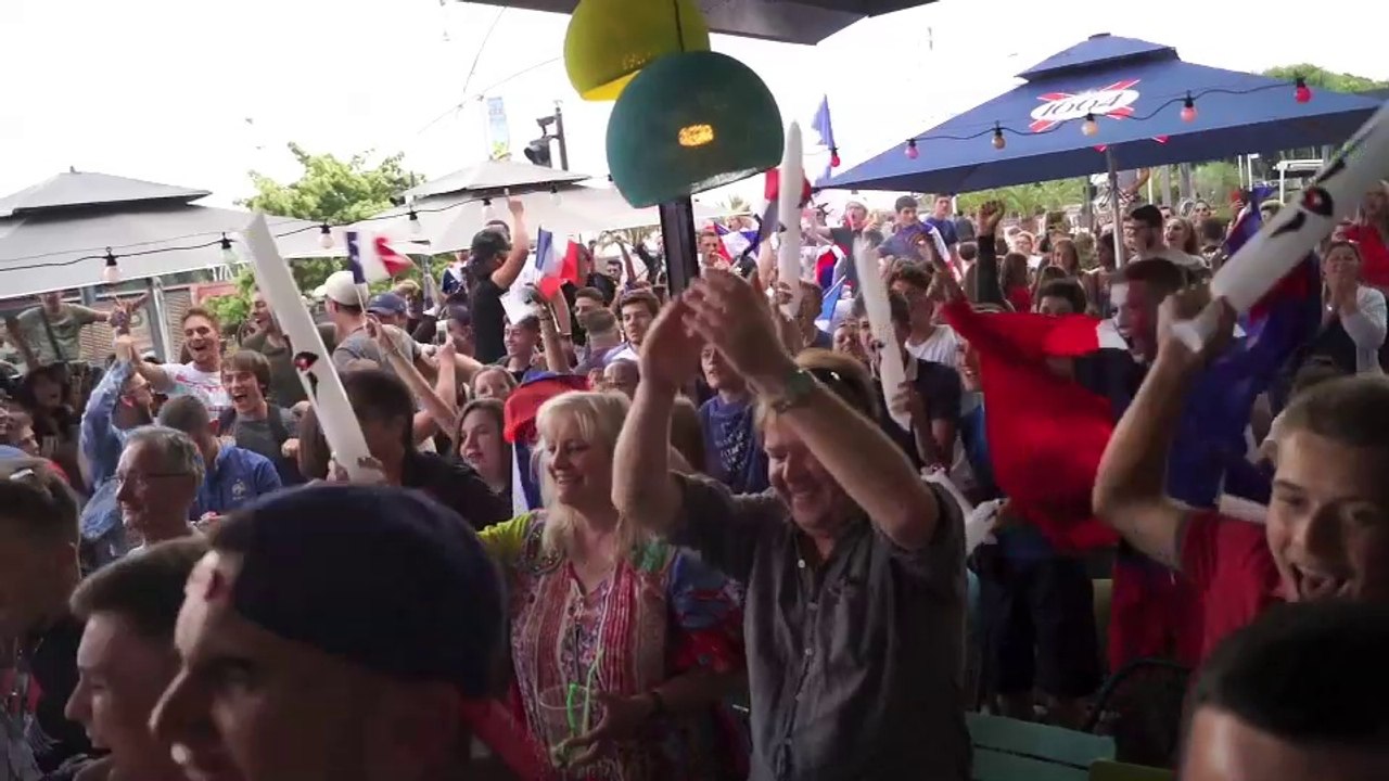 MACON-INFOS - France vs Uruguay : La folie foot à Mâcon sur les quais