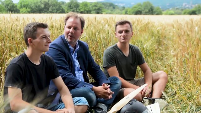 Wie bekomme ich eine Fluglizenz für meine Badewanne? | The Real Life Guys mit RA Solmecke