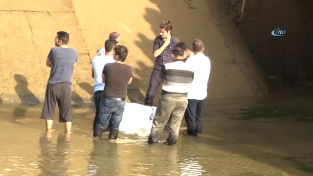 İnşaat İşçisi Serinlemek İçin Girdiği Sulama Kanalında Boğularak Can Verdi