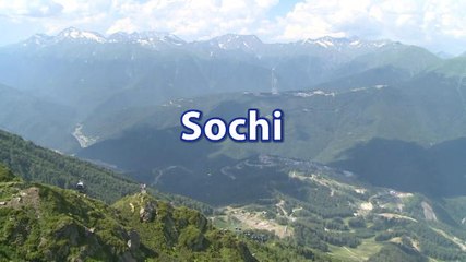 Di Balik Layar - Turis Berjemur Dibawah Kilauan Matahari Sochi