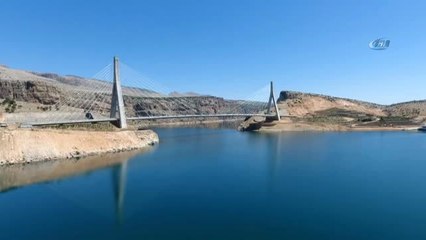Doğu'nun 'Boğaz Köprüsü' Havadan Görüntülendi