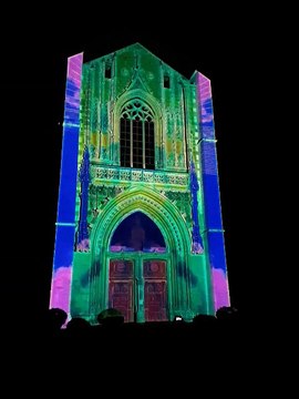 Fête des éléphants à Chambéry : le spectacle sur la cathédrale Saint-François-de-Sales