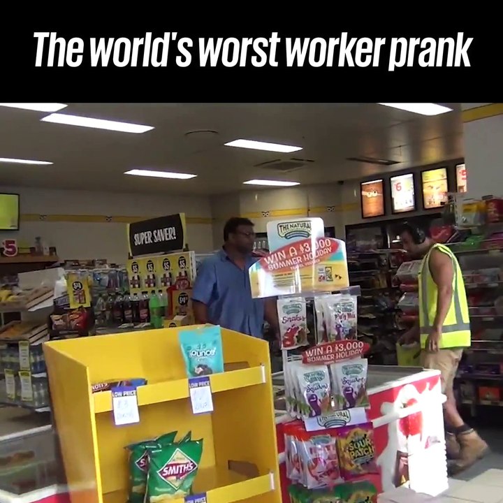 The World 's Worst Worker Prank