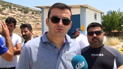 Terör bitti, kaymakam çocuklarla daldı