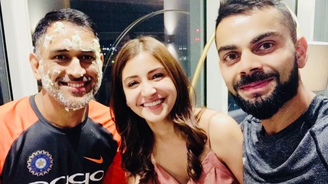 India vs England : MS Dhoni celebrates his birthday with Virat Kohli and Anushka Sharma | वनइंडिया
