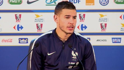 Bleus - Hernandez : "Kanté fait un travail incroyable pour l'équipe"