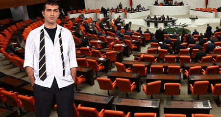 HDP'li Milletvekili Barış Atay Meclis'te Böyle Görüntülendi
