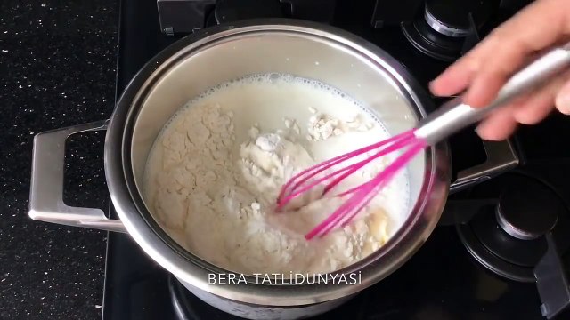 Benekli Sütlü Tatlı-Yalancı Tavuk Göğsü Nasıl Yapılır-Bera Tatlı Dünyası