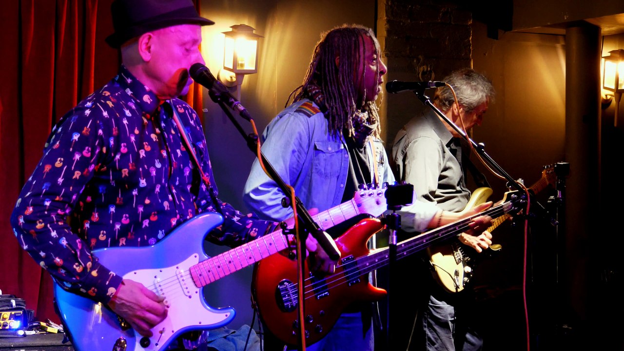 Tim Hain - Woman You Are