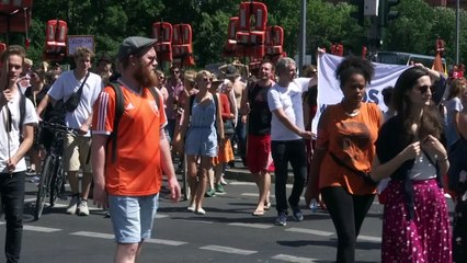 Solidarität mit Seenotrettern: Tausende demonstrieren in Berlin