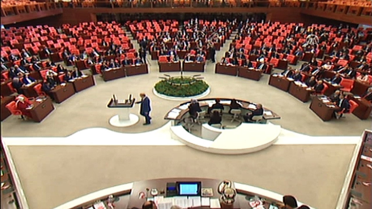 TBMM'de 27. dönem başladı - Mehmet Bekaroğlu-Volkan Bozkır-Pervin Buldan-Nurettin Canikli-Vedat Demiröz-Fatih Süleyman Denizolgun-Yunus Emre-Arzu Erdem-Aykut Erdoğdu-Mehmet Akif Hamzaçebi-Gamze Akkuş İlgezdi -TBMM