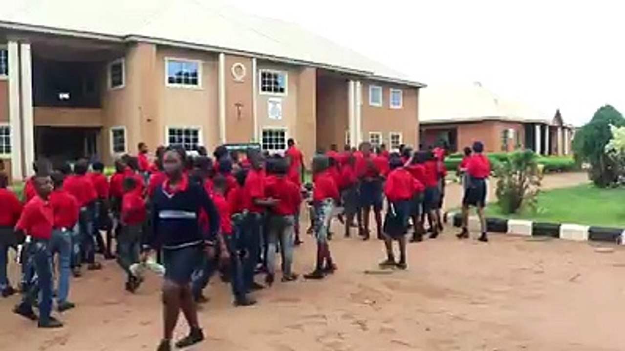 Nigerian Rev Father Builds Free Ultra Modern Secondary School For Poor Nigerians, Continue Sharing this video until All Nigerian Pastors Emulate Him