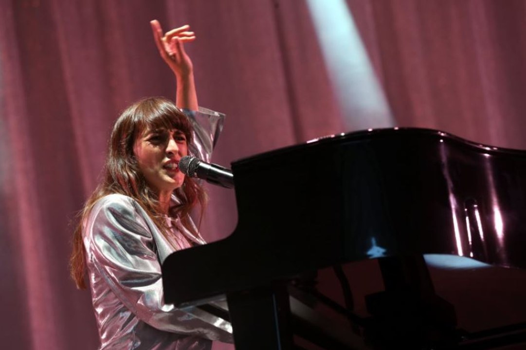 Eurockéennes Juliette Armanet fait avec le public "l'amour en solitaire"