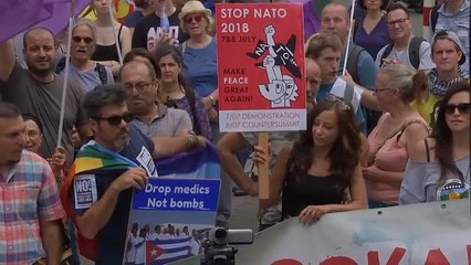 Brussels protesters demonstrate against Trump visit