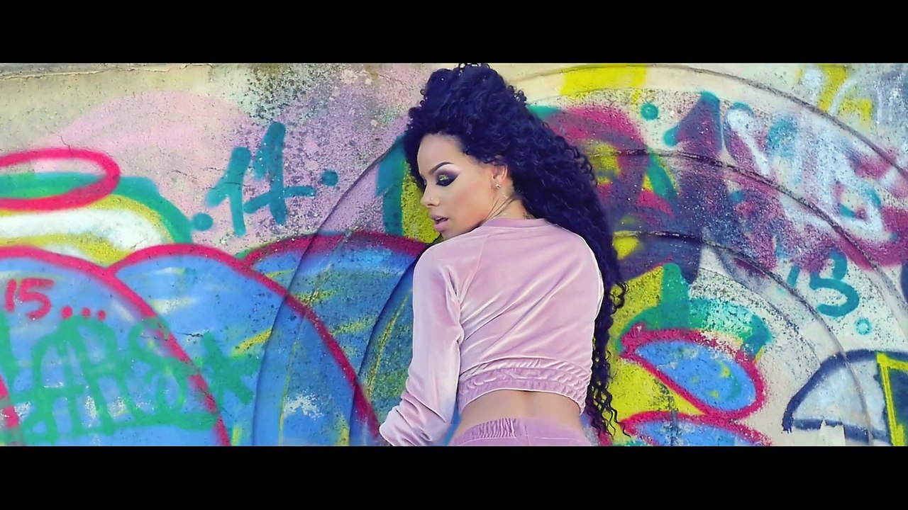 Printu de la Cluj - Femeia Boss oficial video Patrisia Rusoaica - video  Dailymotion