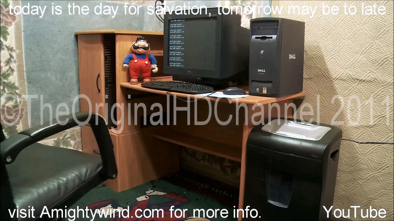 insane man destroys Dell office (full version)