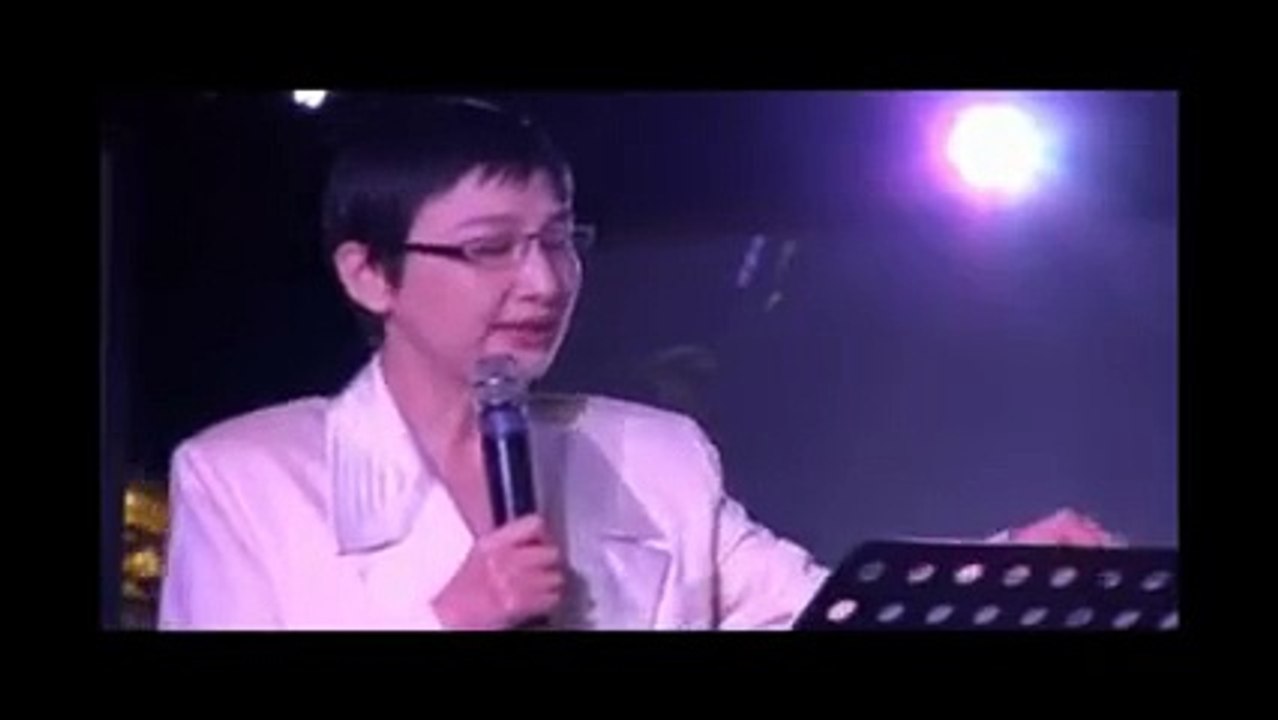 辛淑玉｢右寄の意見は訴へる｣