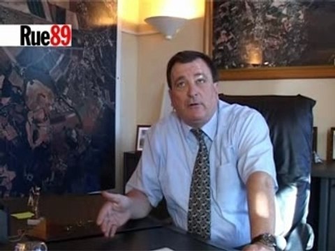 Interview de Jean-Pierre Saez, maire UMP de Venelles (13)