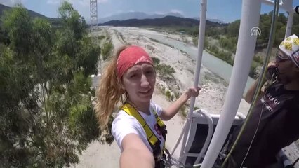 Kanyonda "Bungee Jumping"Li Sürpriz Evlilik Teklifi