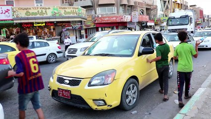 After IS violence in Iraq, orphan beggars flood Mosul streets