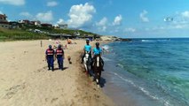 Şile sahillerinde atlı Jandarmalar görevde