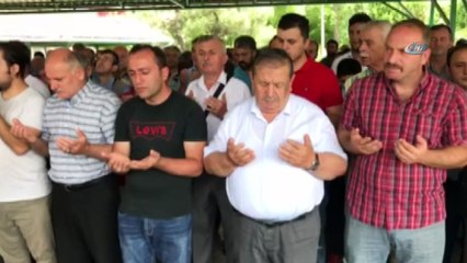Kaçak madendeki göçükte ölen işçiler son yolculuğa uğurlandı