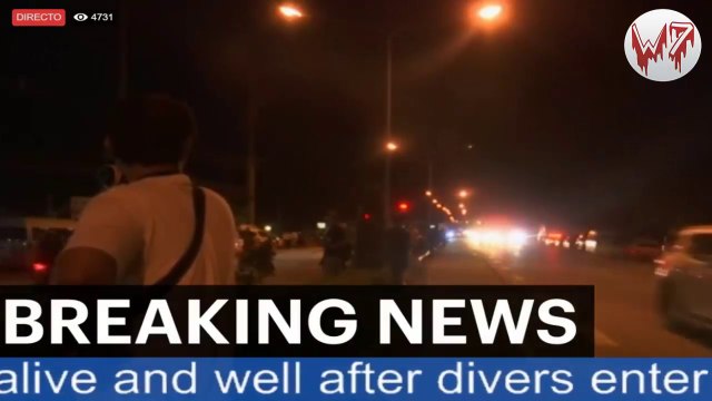 Los dos primeros niños han sido rescatados de la cueva en Tailandia