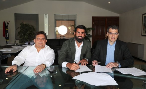 Volkan İmzayı Attı