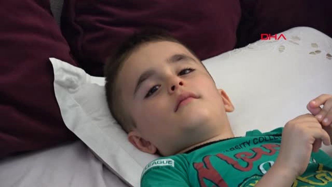 Adana Sspe Hastası Oğlu İçin Umut Arıyor