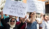 CHP İl Başkanlığı önünde eylem