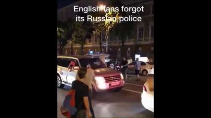 idiots england fans in russia