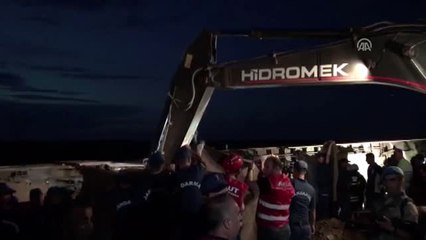 Tren Kazası - Yaralılar Helikopterlerle Hastaneye Sevk Ediliyor