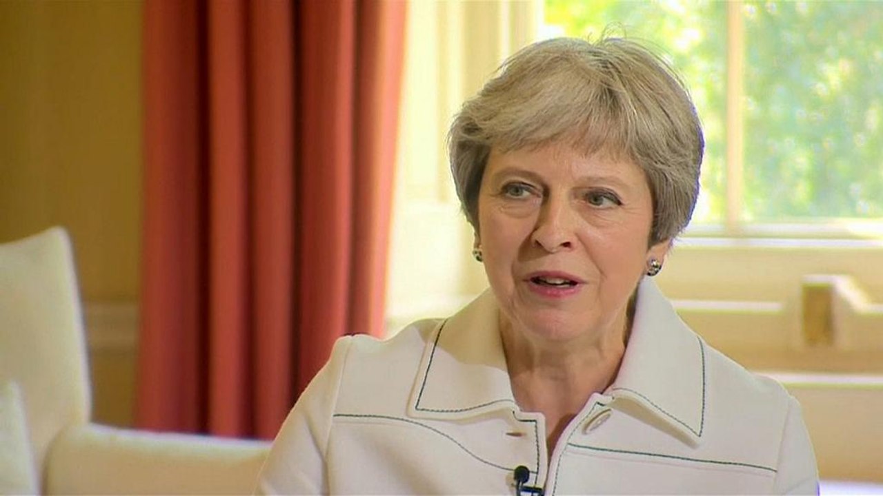 Theresa May: Aus für freien Personenverkehr