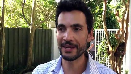 Al Otro Lado Del Muro | Litzy y Khotán Fernández bromean detrás de cámaras-