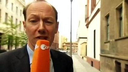 Pharma Lobbyist verplappert sich und sagt die Wahrheit