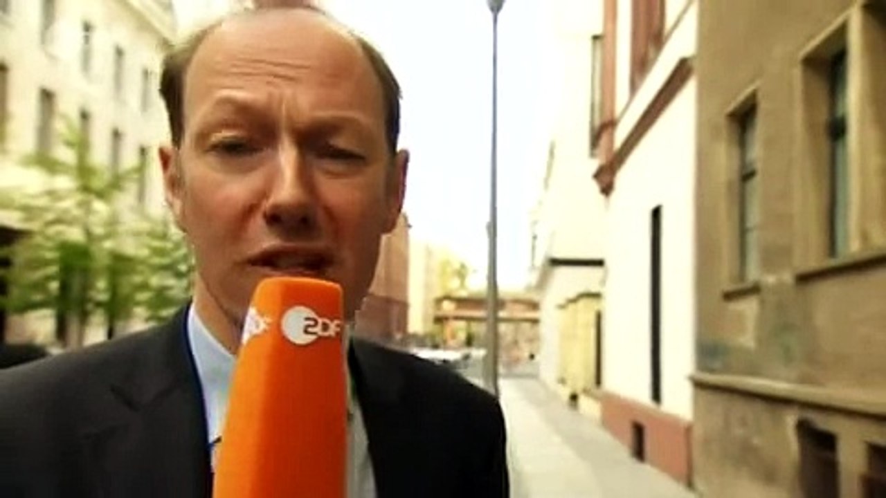 Pharma Lobbyist verplappert sich und sagt die Wahrheit