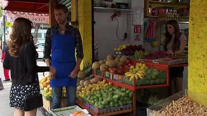 SOBRE EL MUERTO LAS CORONAS