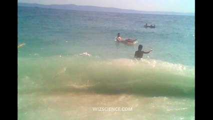 Gravity wave - Video Learning - WizScience.com