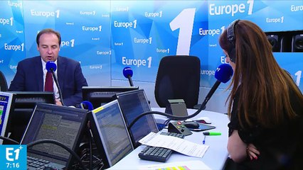 Macron à Versailles : "On ne peut pas être parlementaire et boycotter le débat", estime Lagarde