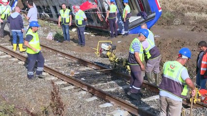 Tren kazası - Enkaz kaldırma ve onarım çalışmaları - TEKİRDAĞ