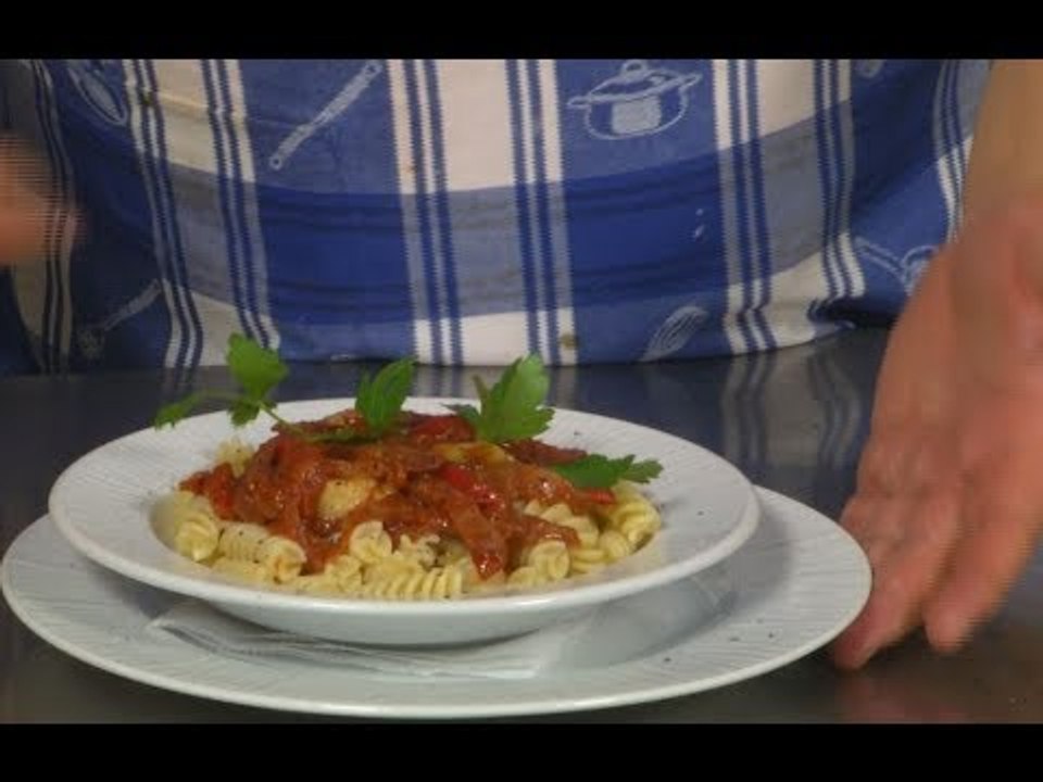 Receta Juaj - Fusili me sallam pikant dhe argjinare