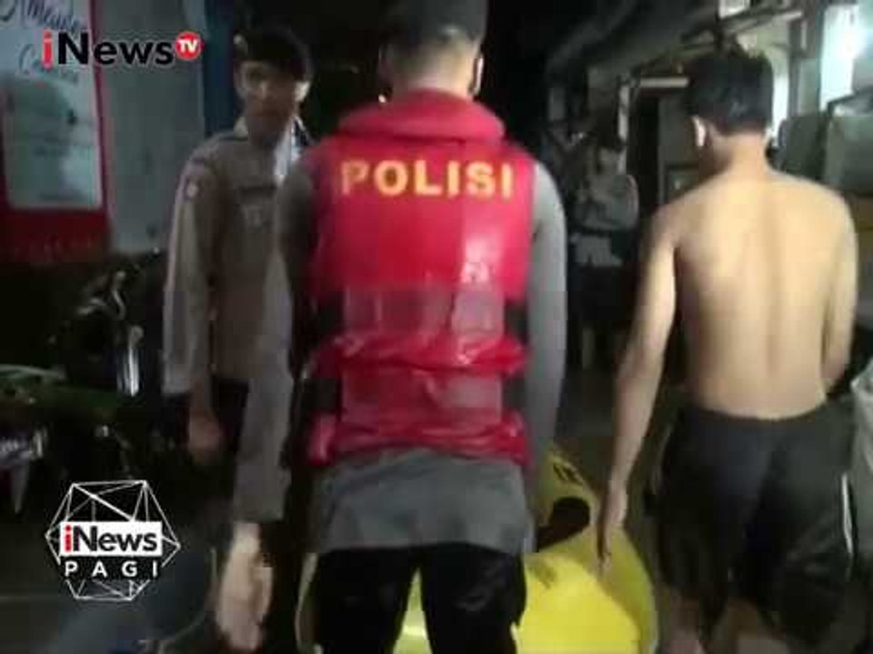 Banjir Mulai Meninggi, Petugas Mulai Evakuasi Warga Cipinang Melayu - iNews Pagi 20/02